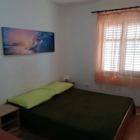 Apartament Prelas *